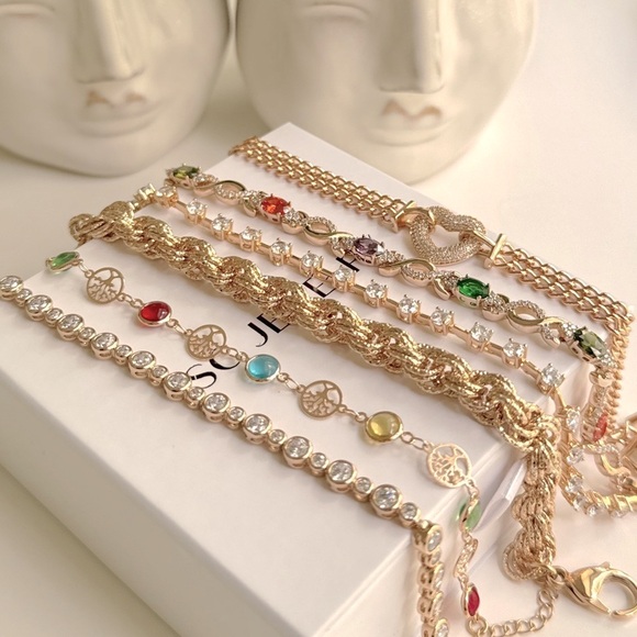 LAST ONE 🔥 Tree of Life Bracelet | 18K Gold Plated Luxury Jewelry - Picture 6 of 9